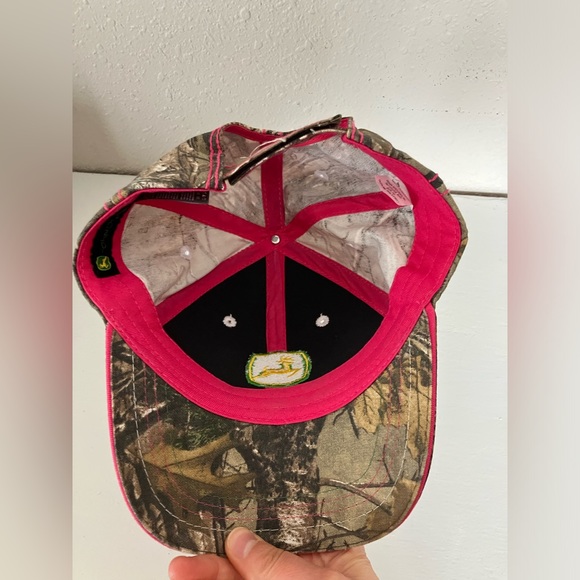 John Deere Womens Camo Hat - Picture 3 of 5